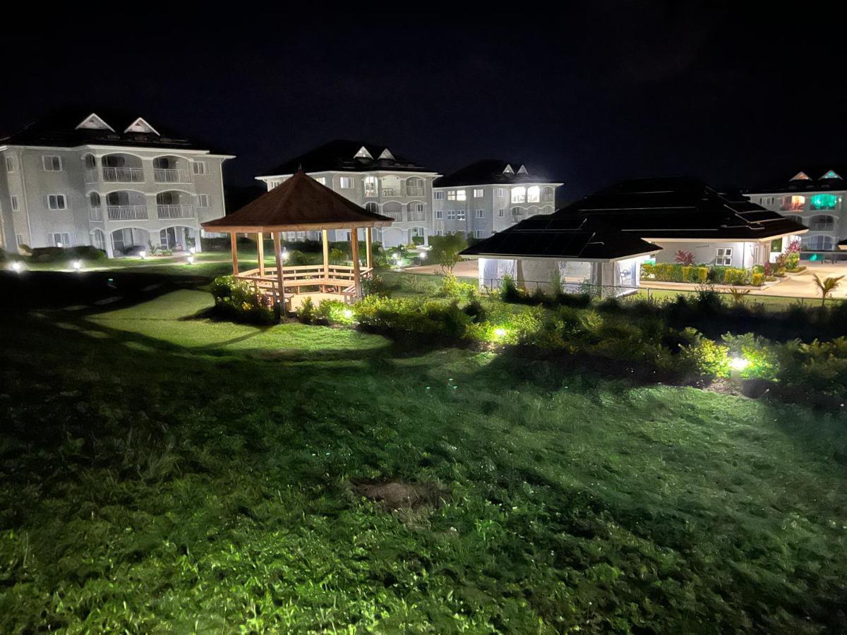 RichmondOcho Rios Ocean Escapeアパートメント エクステリア 写真